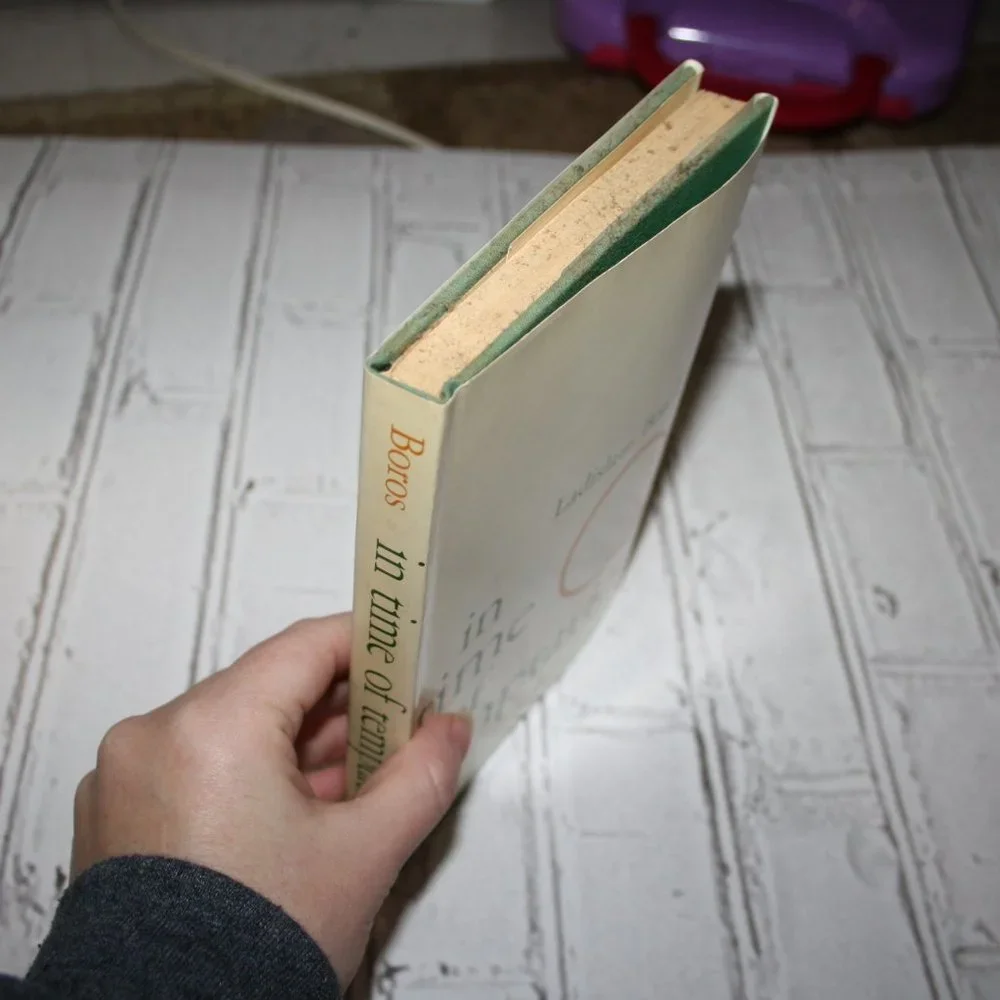 📖 In Time of Temptation · 1968 Vintage Hardcover (Bc)